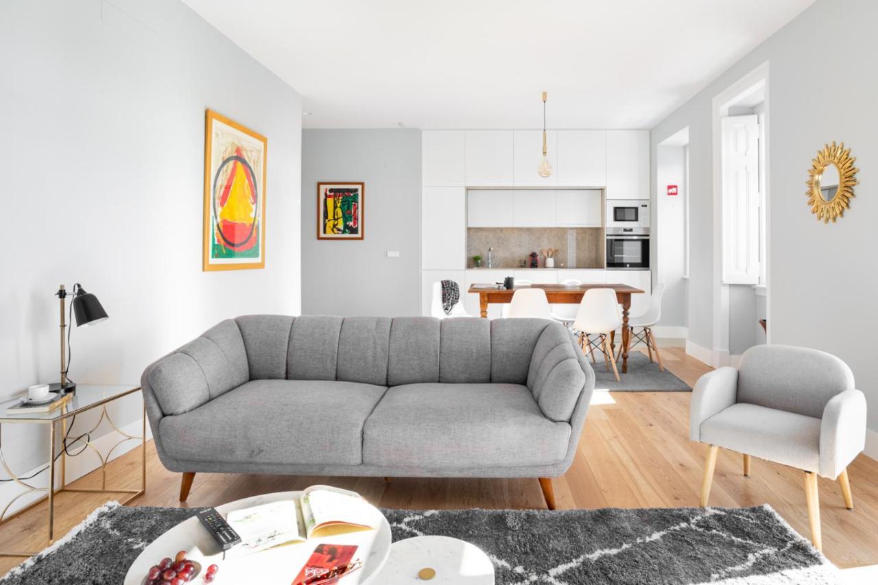 Joivy Marvelous 3-Bed Home With Astonishing View And Terrace, Nearby St George Castle Lisbon Exterior photo